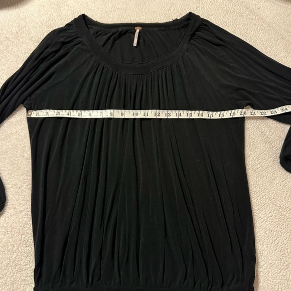 Free People Black Scoop Neck Pleated Balloon Puff Sleeve Blouse Top - Picture 6 of 11
